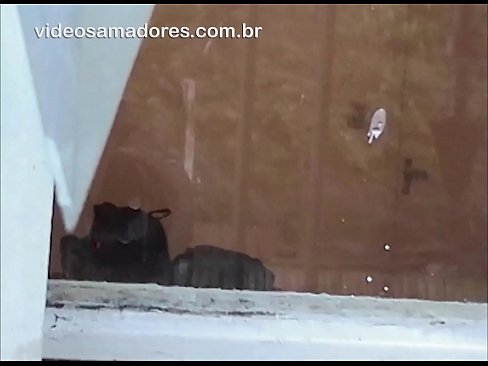 ❤️ Homme excité regardant sa copine avec un autre gars, enregistrant une vidéo de baise sans déranger le couple ❤️ Vidéo de porno at us ﹏